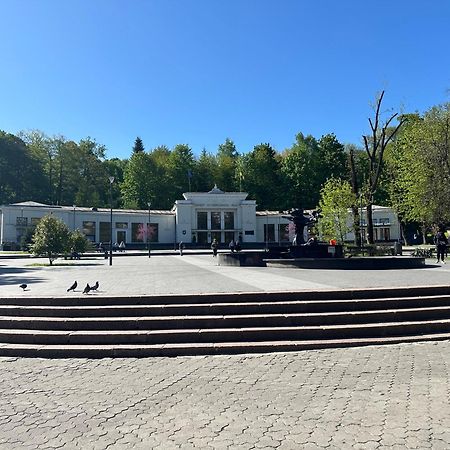 Hotel Villa Sofia Трускавец Екстериор снимка